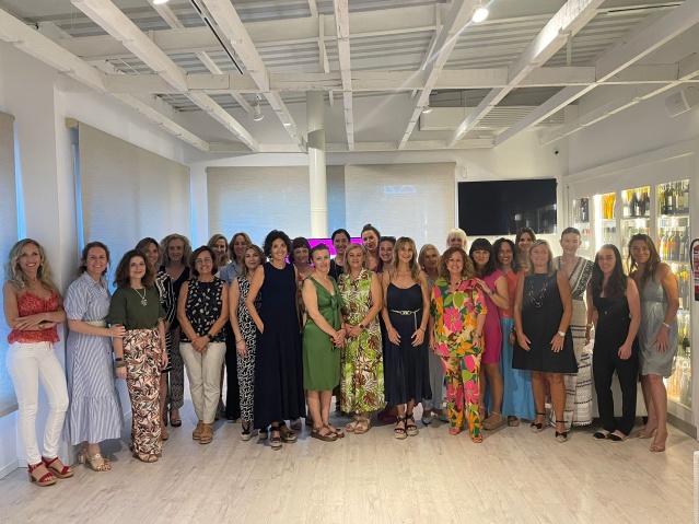 Networking Directives Castell� acorda canvis en la seua junta directiva i la firma d'un conveni amb la Fundaci� Comunitat Valenciana Regi� Europea