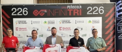 Primera edición del Infinitri 226 Triathlon Peñíscola potencia el deporte en la provincia de Castellón
