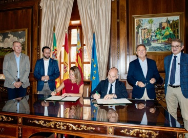 Ajuntament de Castellon i Ascer signen un memoràndum per a l'impuls de la promocion ceràmica a la ciutat i els seus usos urbans