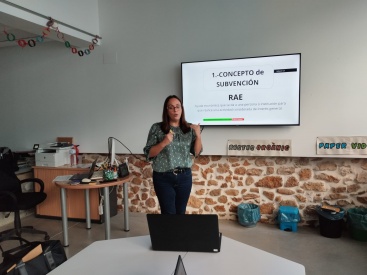 CaixaBank y el GAL Maestrat Plana Alta celebran un curso sobre Inteligencia Artificial para emprendedores rurales