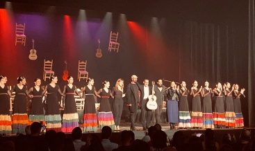 El Centre Municipal de les Arts de Burriana celebra el Día Internacional del Flamenco con un taller de percusión y una actuación de danza