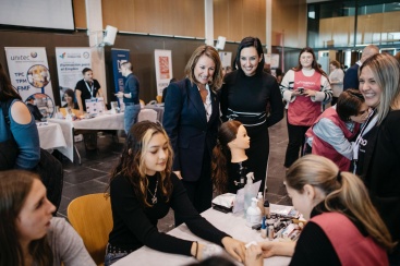 2000 jóvenes pasan por la Feria de Orientación Educativa en Castellón
