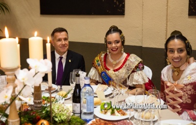 Burriana celebra la cena de gala en honor a la Reina Fallera 2025, Claudia Sabater