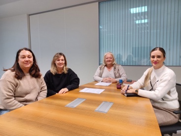 El Ayuntamiento de Oropesa firma convenio con AMPA para financiar actividades extraescolares