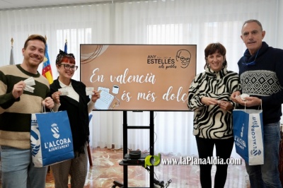 L'Alcora endulza la poesía de Estellés con la campaña 'En valencià es mes dolç''