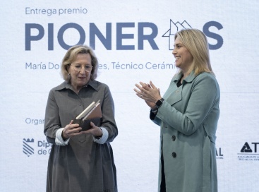 La Diputaci reconeix amb el 'Premi Pioners' la tasca dels que van iniciar l'enlairament del que avui s el motor estratgic de la provncia de Castell