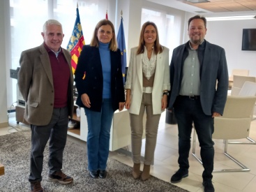 Tormo recibe al nuevo presidente de la asociacion de comerciantes de Almassora