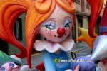 Burriana desperta engalanada amb les falles 2024