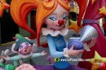Burriana desperta engalanada amb les falles 2024