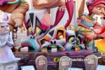 Burriana desperta engalanada amb les falles 2024
