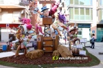 Burriana desperta engalanada amb les falles 2024