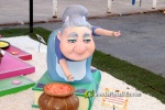 Burriana desperta engalanada amb les falles 2024