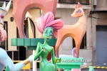 Burriana desperta engalanada amb les falles 2024