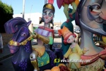 Burriana desperta engalanada amb les falles 2024