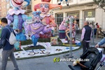 Burriana desperta engalanada amb les falles 2024