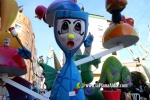 Burriana desperta engalanada amb les falles 2024