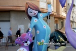 Burriana desperta engalanada amb les falles 2024