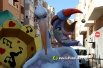 Burriana desperta engalanada amb les falles 2024