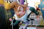 Burriana desperta engalanada amb les falles 2024
