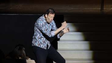Edu Soto hace disfrutar a todos los asistentes en Teatro Mnaco de Onda