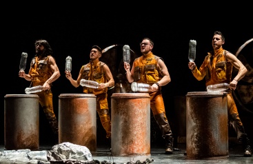 Teatro energtico para concienciar sobre el reciclaje en Almassora