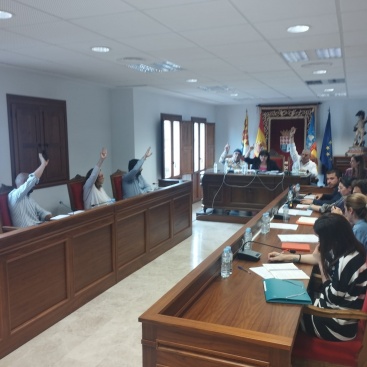 El Pleno de La Vilavella aprueba un presupuesto de 2,7 millones que garantiza los servicios y las obras prioritarias