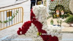 Borriana destella ornamentaci? floral amb les seves Creus de Maig