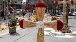 Borriana destella ornamentaci? floral amb les seves Creus de Maig