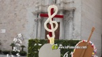 Borriana destella ornamentaci? floral amb les seves Creus de Maig