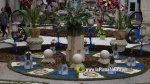 Borriana destella ornamentaci? floral amb les seves Creus de Maig