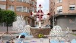 Borriana destella ornamentaci? floral amb les seves Creus de Maig