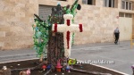 Borriana destella ornamentaci? floral amb les seves Creus de Maig