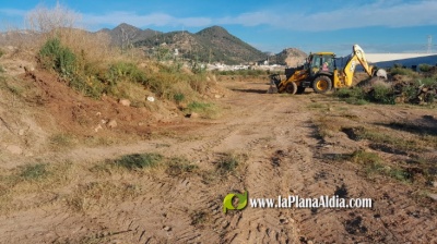 El Ayuntamiento de La Vilavella adecúa y limpia siete zonas para mejorar la seguridad de cara a la campaña estival