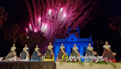Blanca Sos Ibáñez es coronada Reina de las Fiestas de Alquerías