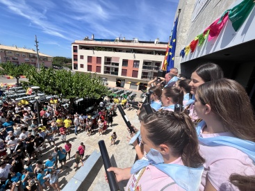 Multitudinario chupinazo inaugura las fiestas patronales de Sant Joan de Moro