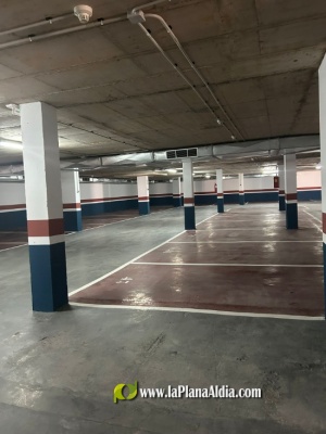 L'Ajuntament de la Vilavella informa desenes de vens per licitar per places a l'aparcament municipal