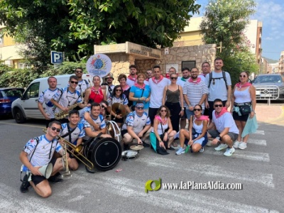 LesPenyes en Festes hace parada en el Hogar Social Sagrada Familia