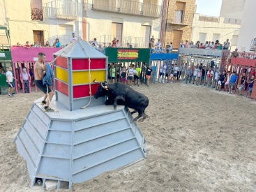 Las mujeres de Les Useres protagonizan las fiestas