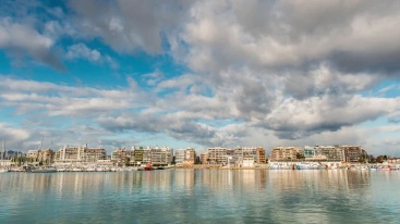 Burriana ofrece casi 4 plazas de apartamento turístico por cada hotelera