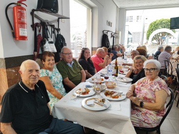 Celebren el dinar de germanor de l'associació de pensionistes La Murà