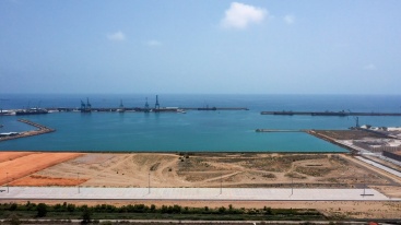 Set empreses opten a l'assistncia tcnica per a la redacci del projecte d'ampliaci del moll de costa de la drsena sud