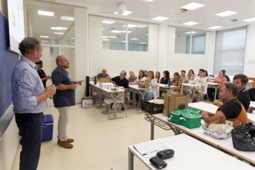 Estudiantado del Mster en Marketing e Investigacin de Mercados de la UJI impulsar los productos de empresas agroalimentarias de la provincia