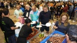 Multitudin?ria sopar de fi de festes