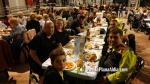 Multitudin?ria sopar de fi de festes