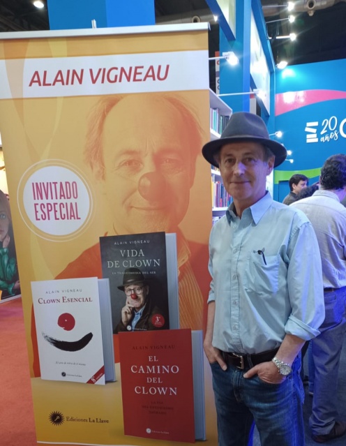 Alain Vigneau presenta el seu llibre 'El camino del Clown' a Castell�
