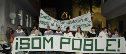 Los 40 aos de 'som poble' protagonita en el pasacalle de disfraces de Les Alqueries