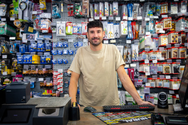 Ferretería Escrig reconocida como `E-líder 2025' por su adaptación en el pequeño comercio