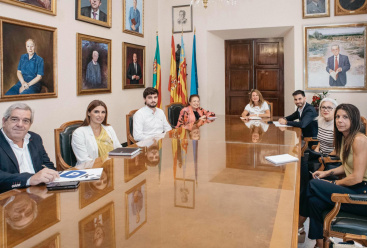 Castellon y los aparcamientos de la ciudad acuerdan medidas para la dinamización comercial