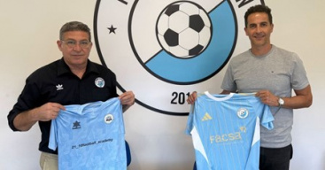 Acuerdo de colaboración entre el C.F. Fomento Castellón y la 21-10 Football Academy