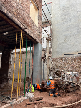 El Ayuntamiento de la Vall d'Uixó supera los retos tecnicos de la reforma para conservar los edificios centenarios
